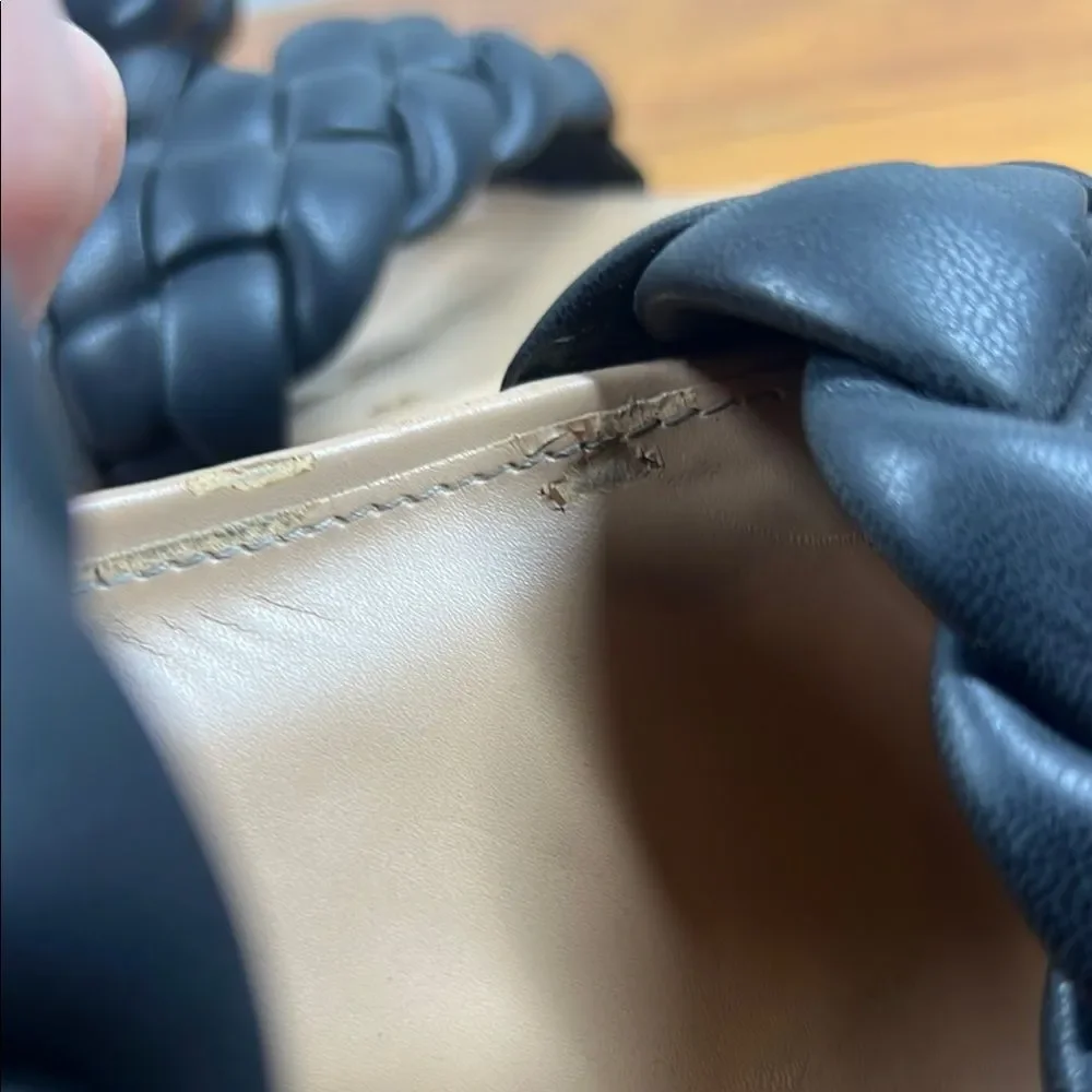 Minor Flawed Dolce Vita Black and Tan Heeled Sandals